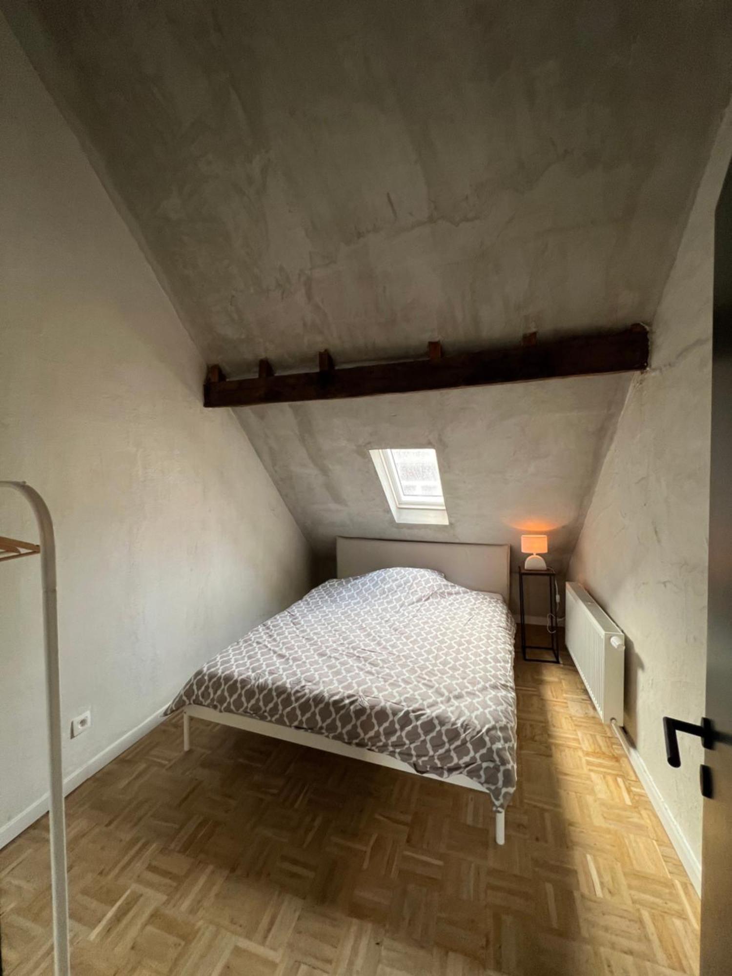 New Spacious Boutique Apartment's In The Center Of Apartment *